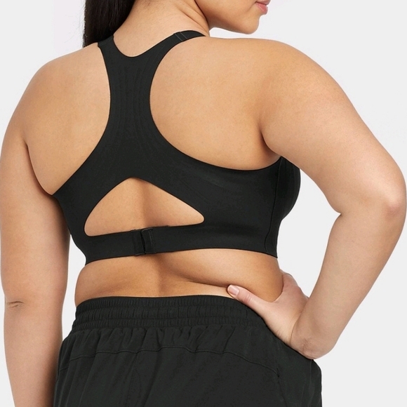 High Support Embossed Racerback Run Sports Bra | All In Motion | Black 4X - Picture 3 of 9